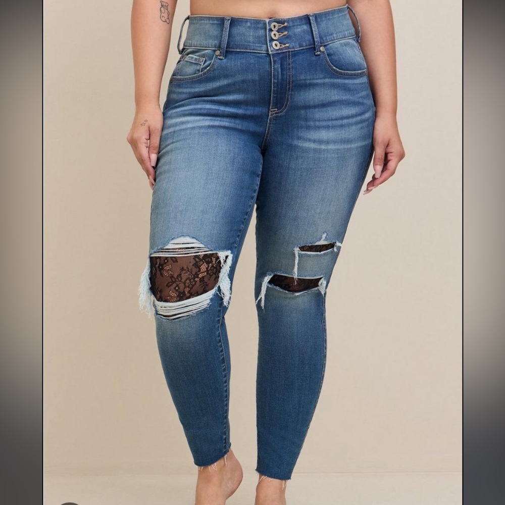 Torrid Jegging Skinny Super Soft High-Rise Destructed Jean